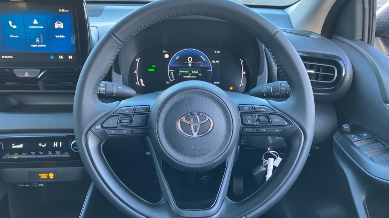 Toyota Yaris 1.5 Hybrid Design 5dr CVT Hybrid Hatchback